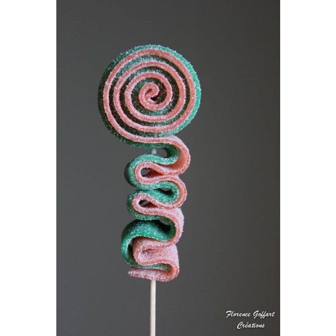 brochette-de-bonbons-sucette-foraine