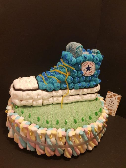 gâteau-de-bonbons-thème-basket-ado-jeune-cool-converse