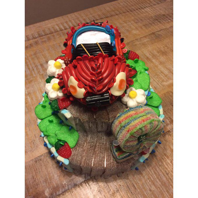 gâteau-de-bonbons-coccinelle-cox