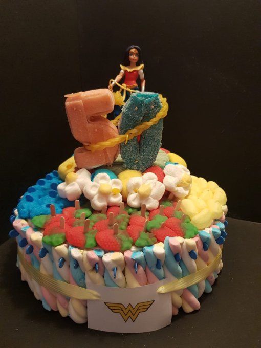 Gâteau de bonbons Wonder woman