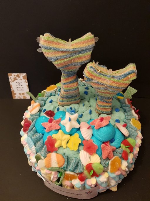 Gâteau-de-bonbons-mer-et-sirènes-océan