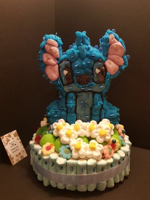 Gâteau de bonbons "Stitch"