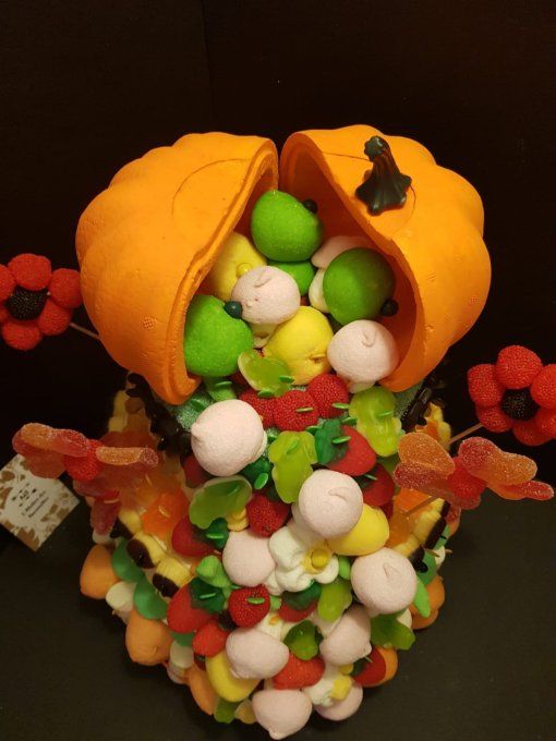 gâteau-de-bonbons-thème-automne-citrouille-d-abondance