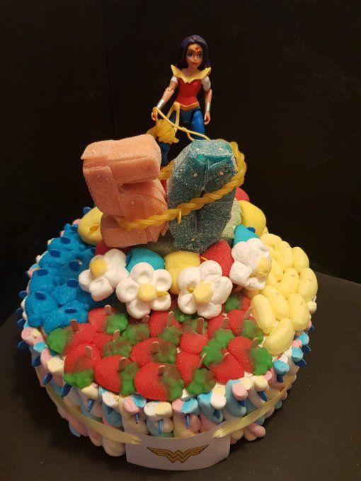 Gâteau de bonbons Wonder woman