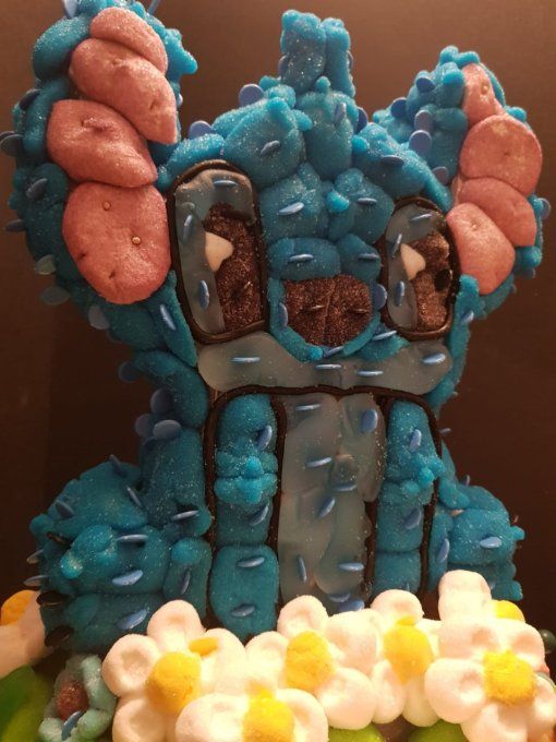 Gâteau de bonbons "Stitch"