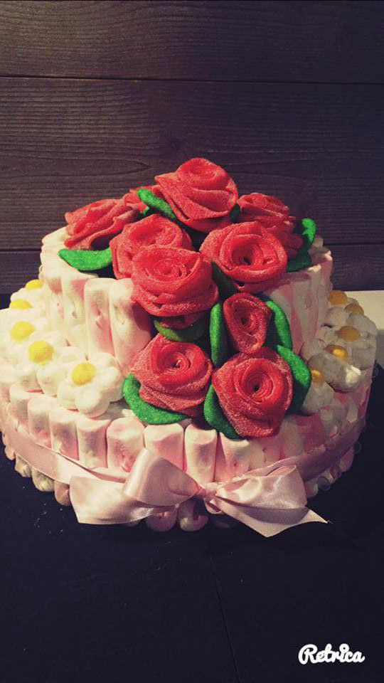 Gâteau de bonbons Baptême roses